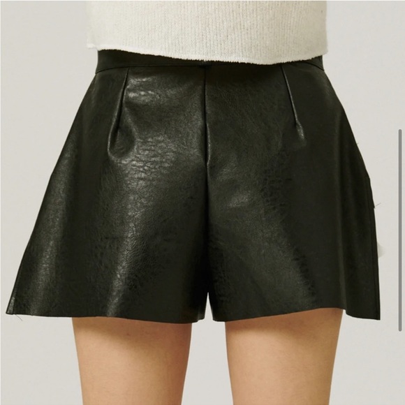 Storets leather shorts - Picture 5 of 6